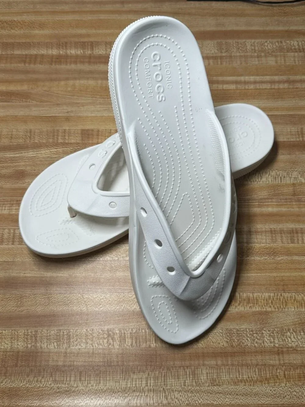 CROCS men size